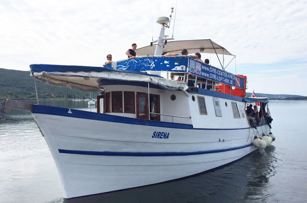 Tauchboot Sirena für Tagesausfahrten | DIVE LOFT KRK