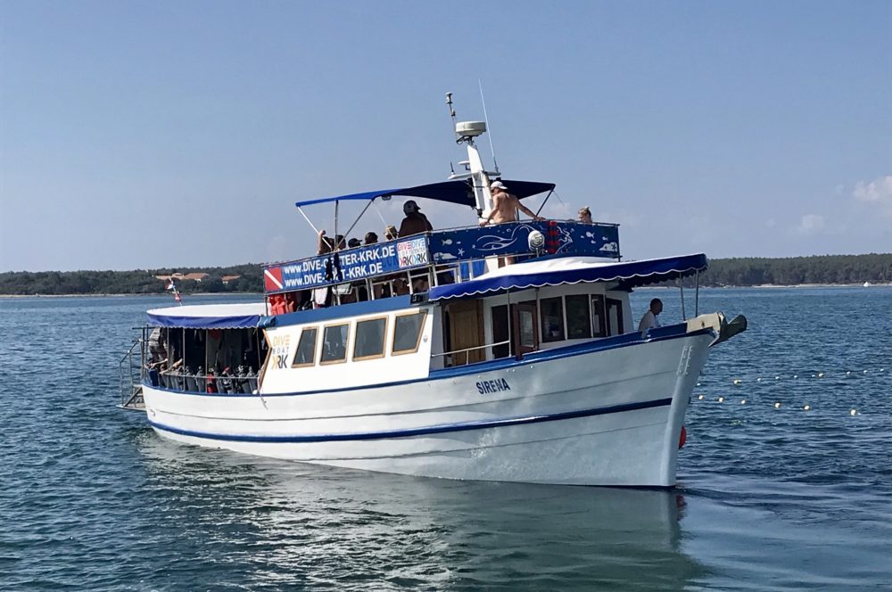 Tauchboot Sirena für Tagesausfahrten | DIVE LOFT KRK